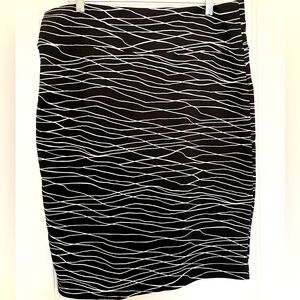 LuLaRoe Cassie Pencil Skirt Black and White abstract stripe pencil Skirt 2XL